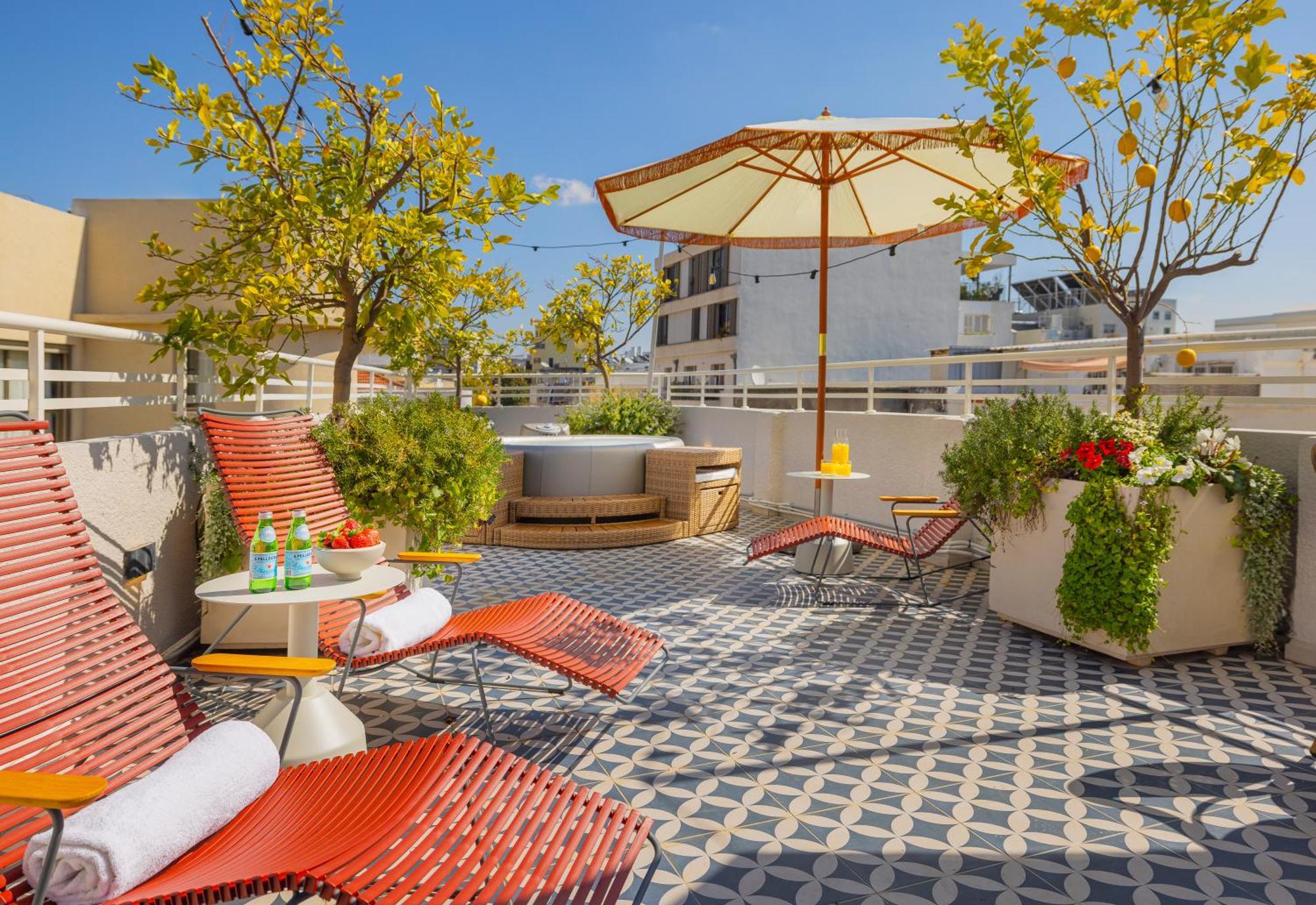 Albi Downtown 4*